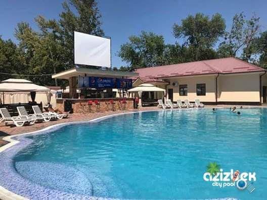 Azizbek City Pool