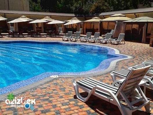 Azizbek City Pool 2