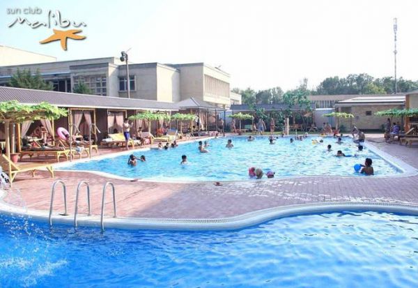 Malibu Sun Club 3